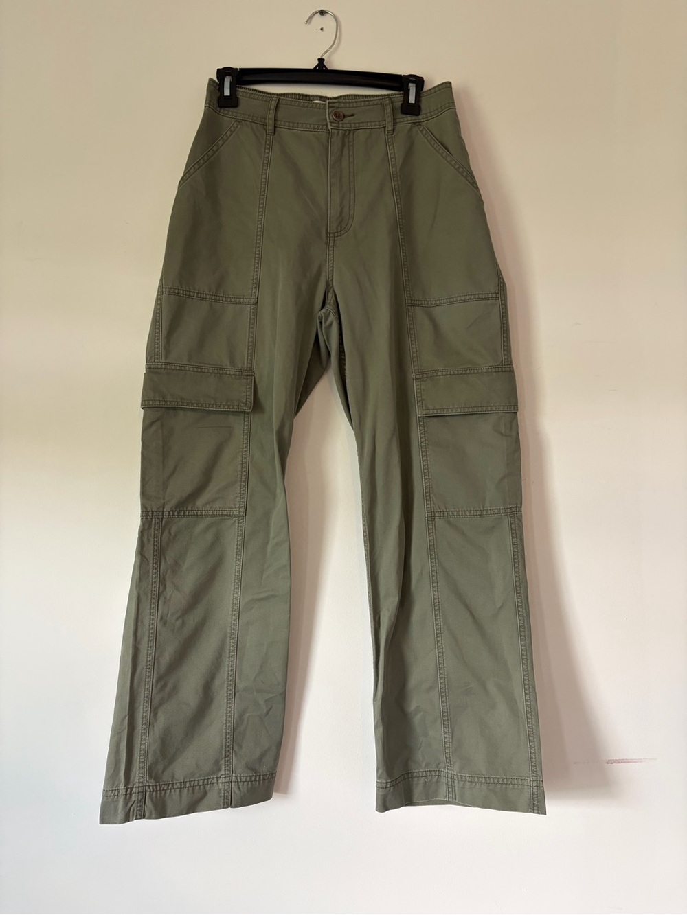 Abercrombie & Fitch military Green cargo pants size 8Short 90s baggy y2k